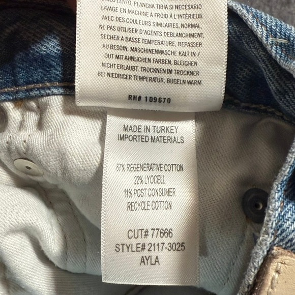 Citizens of Humanity Ayla Wide Leg Crop Jeans Distressed Frayed Hem Denim Sz 28 - Picture 9 of 13